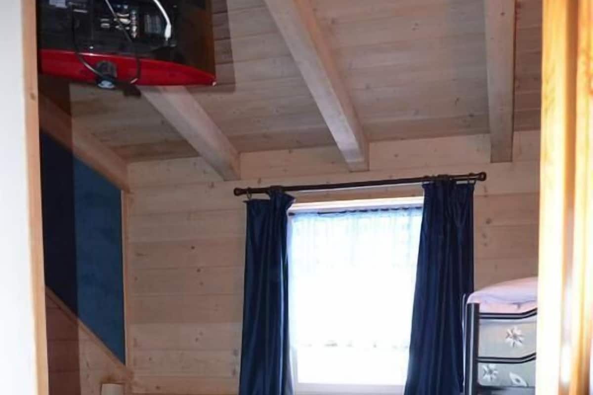 Kamar Keluarga | Brankas, tempat tidur bayi gratis, dan Wi-Fi gratis