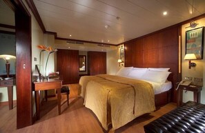 Minibar, in-room safe - HS Kontiki from Luxor or Aswan (Sat-Wed, Wed-Sat) (Luxor)