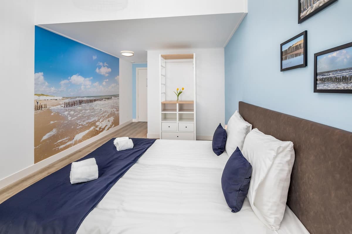 comfort double room | blackout curtains, soundproofing, rollaway beds, free wifi