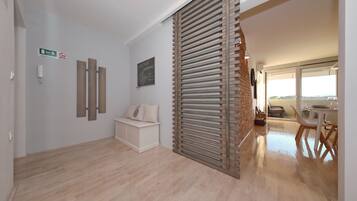 Apartment, Sea View | Ăquipements de la chambre