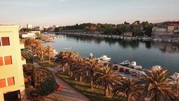 Apartment, Sea View | Vue depuis le balcon