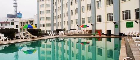 Alberca al aire libre