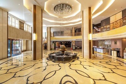 Tian Wai Tian International Hotel