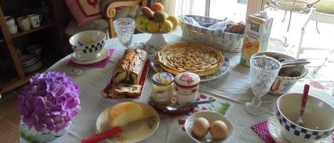 Café da manhã continental grátis todos os dias