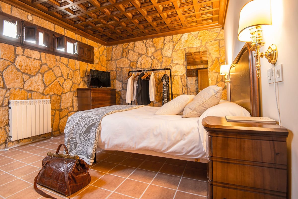 suite torreón | 1 bedroom, down duvets, blackout curtains, soundproofing