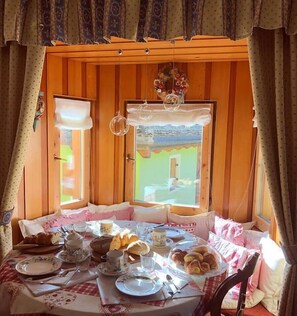 Khu vực dùng bữa sáng
