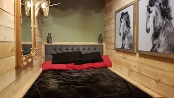 Apartamento básico | Ferros/tábuas de passar roupa, Wi-Fi de cortesia