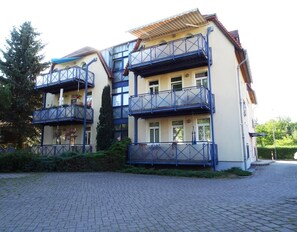 บริเวณภายนอก