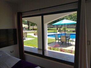 12 bedrooms, in-room safe, individually decorated - Yolonam Inn (Tuxtla Chico)