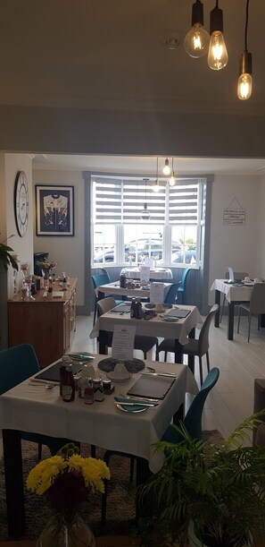 Free daily full breakfast  - Brunswick Bed & Breakfast (Weymouth)