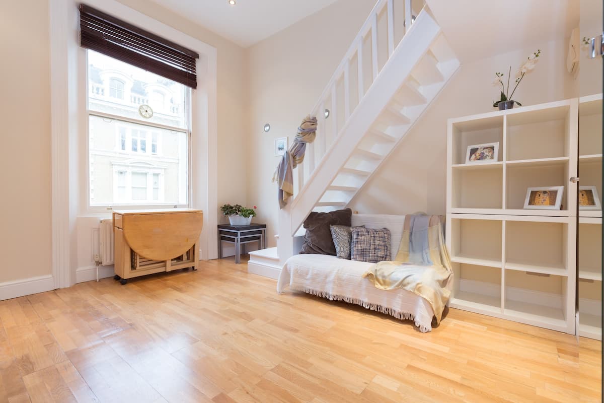 Studio, 1 Double Bed, Non Smoking | Living area