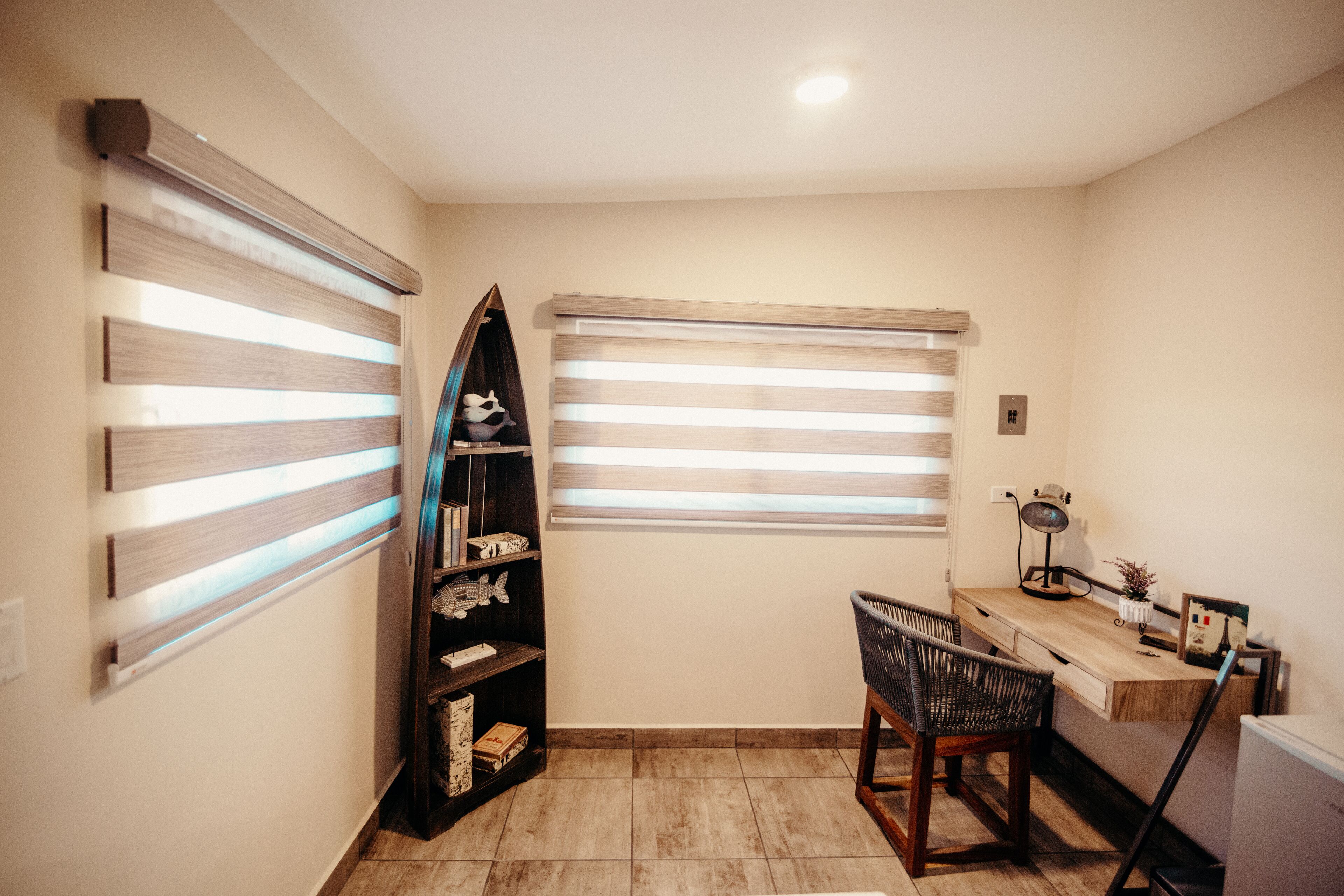 in-room business centre