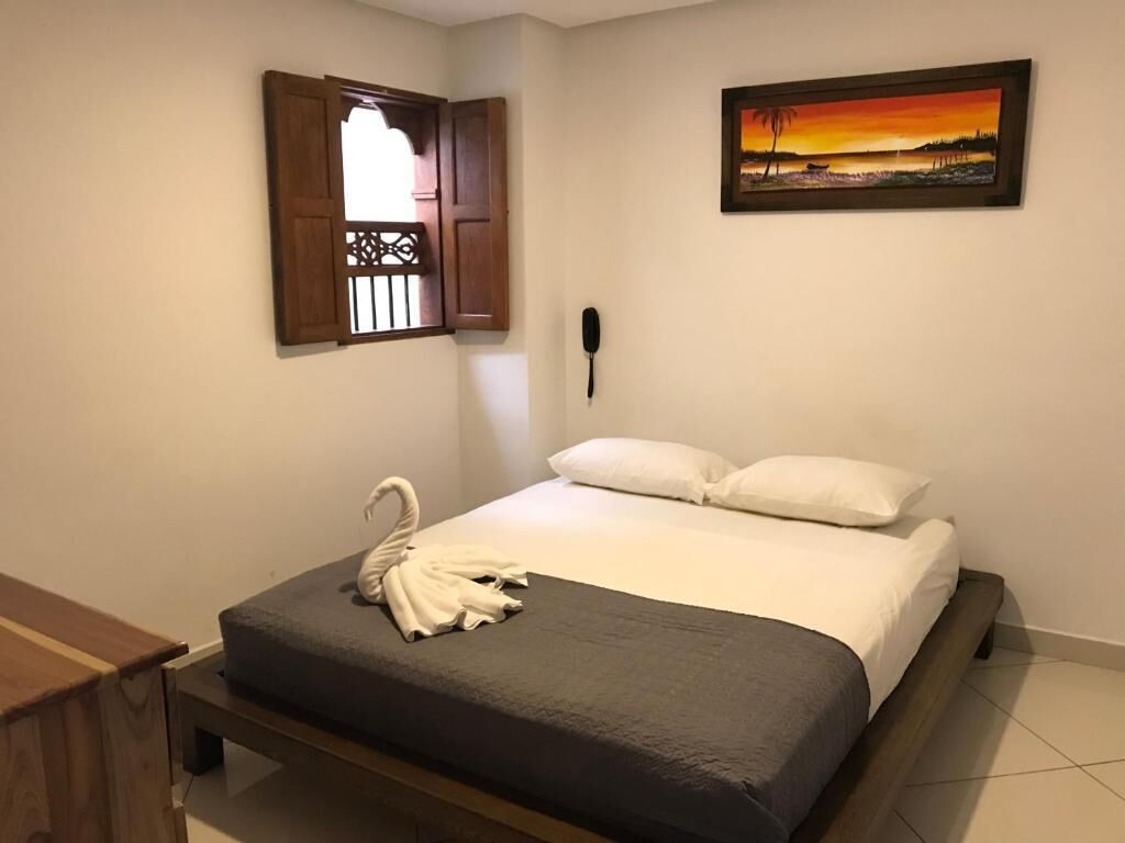 minibar, free wifi, bed sheets