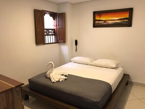 Minibar, gratis Wi-Fi, sengetøj