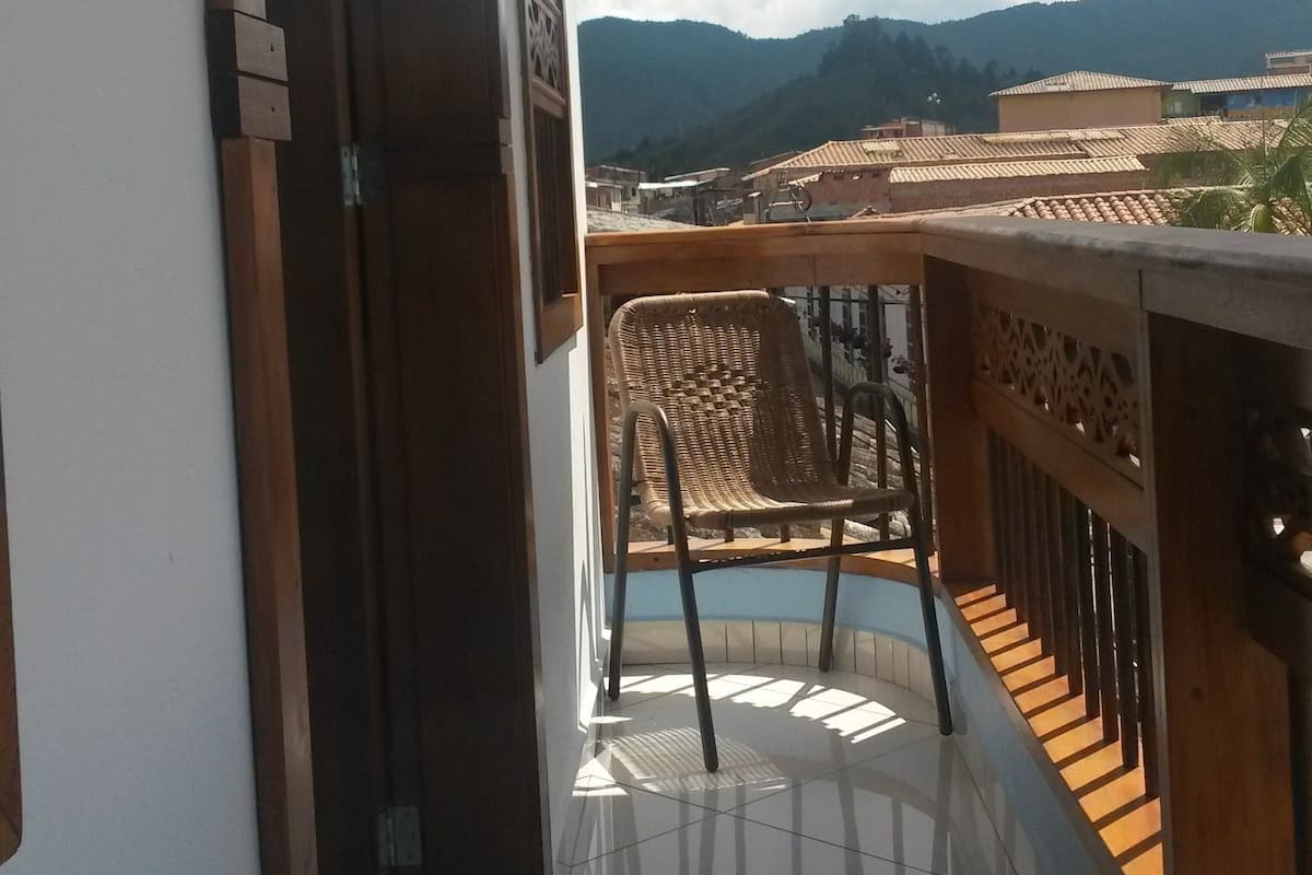 Camera Senior, vista parco | Minibar, Wi-Fi gratuito, lenzuola