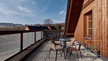 Maisonette apartment with a balcony and a kitchenette | Schreibtisch, schallisolierte Zimmer, kostenloses WLAN, Bettwäsche