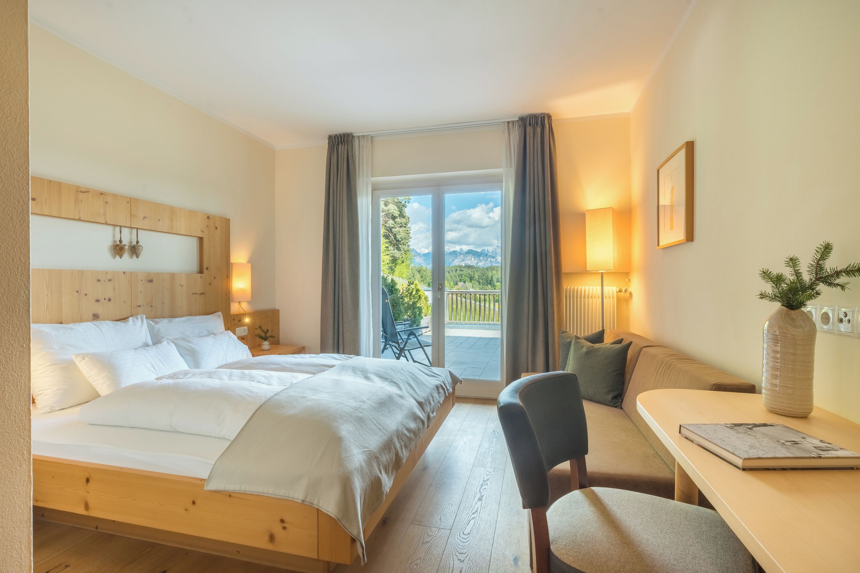 Comfort Double Room, Terrace, Mountain View