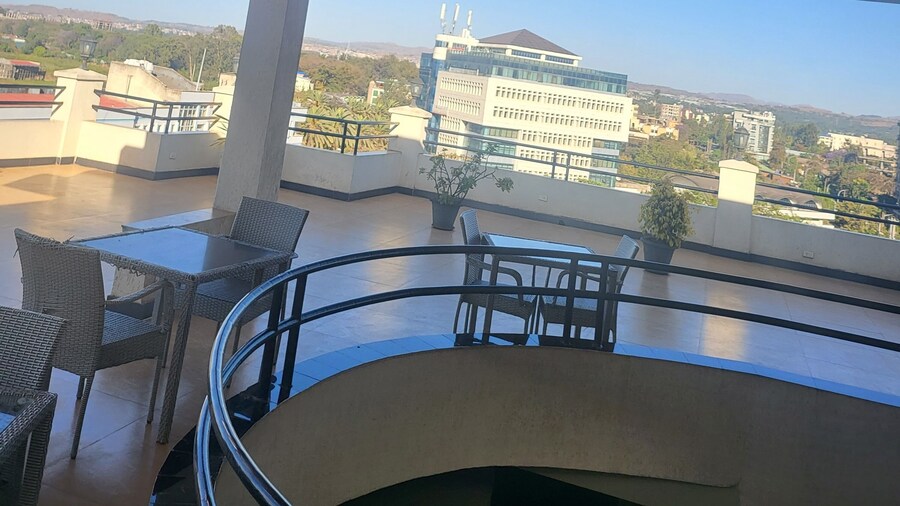Palm Palace Hotel