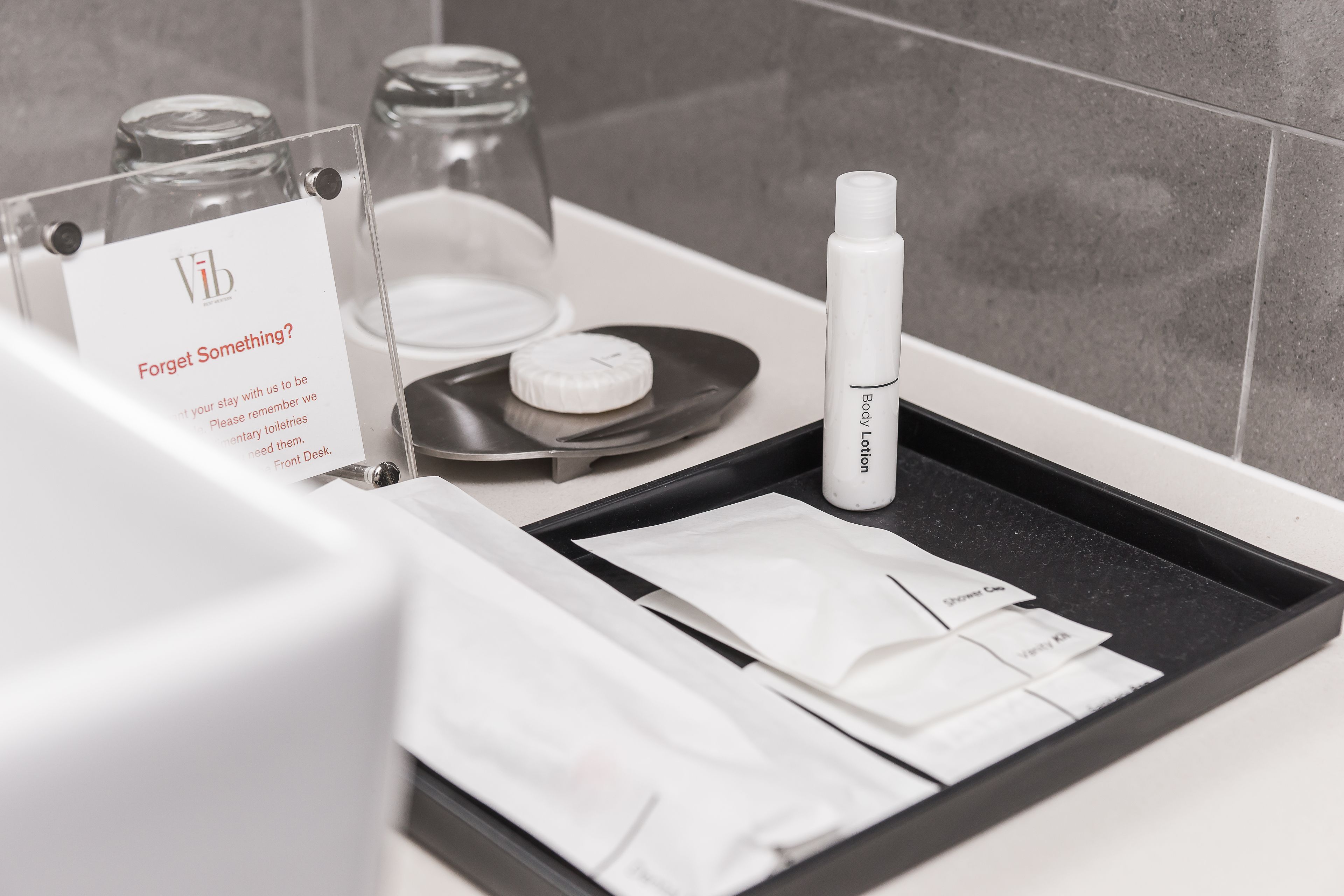 1 bedroom, premium bedding, minibar, in-room safe