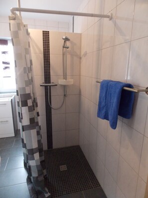 Apartment, Accessible | Free WiFi, wheelchair access - Ferienwohnung Blum (Kelberg)