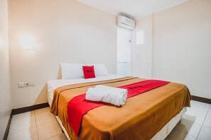 Doppelzimmer | Schreibtisch, kostenloses WLAN, Bettwäsche