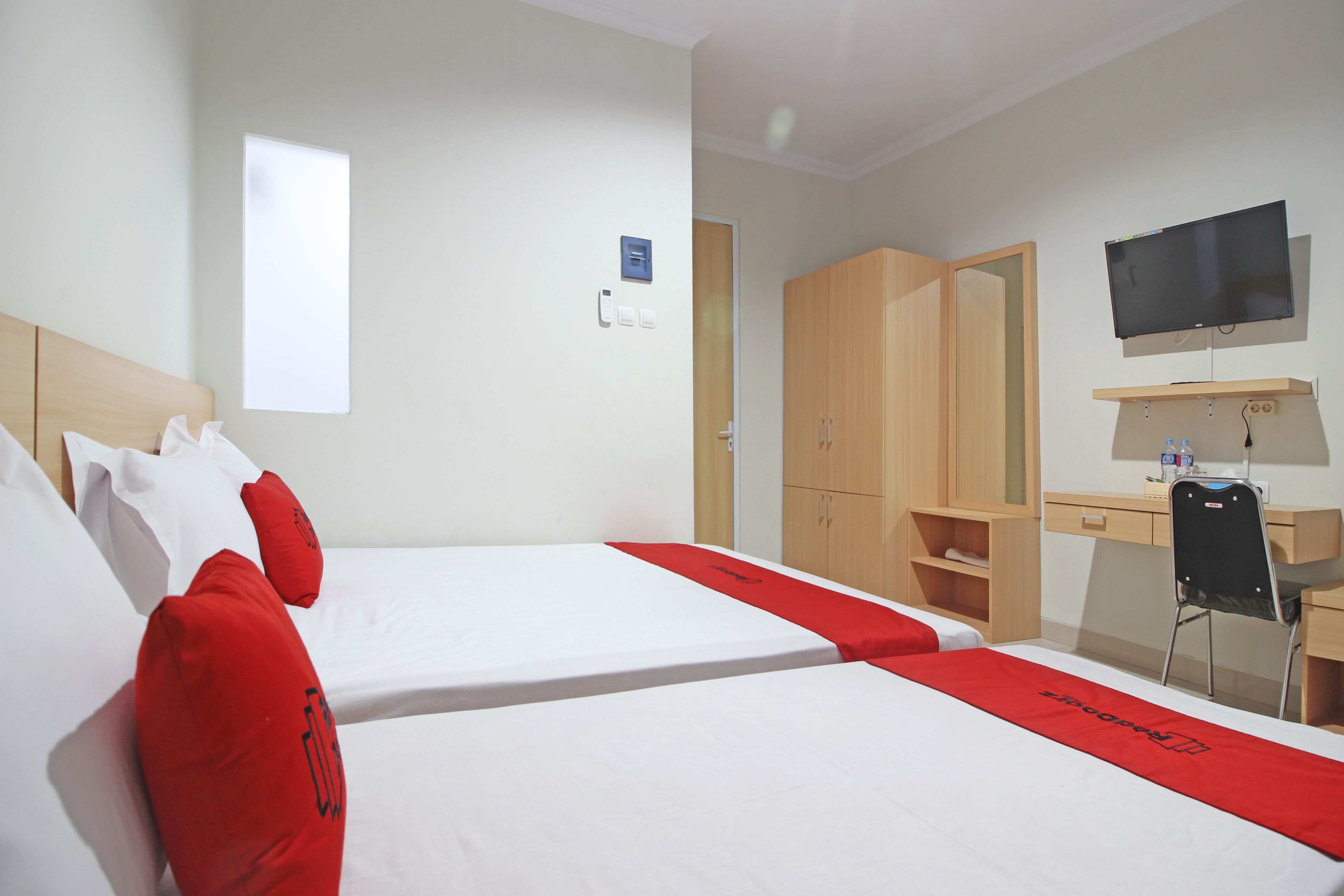 Foto - RedDoorz near AMIKOM Yogyakarta