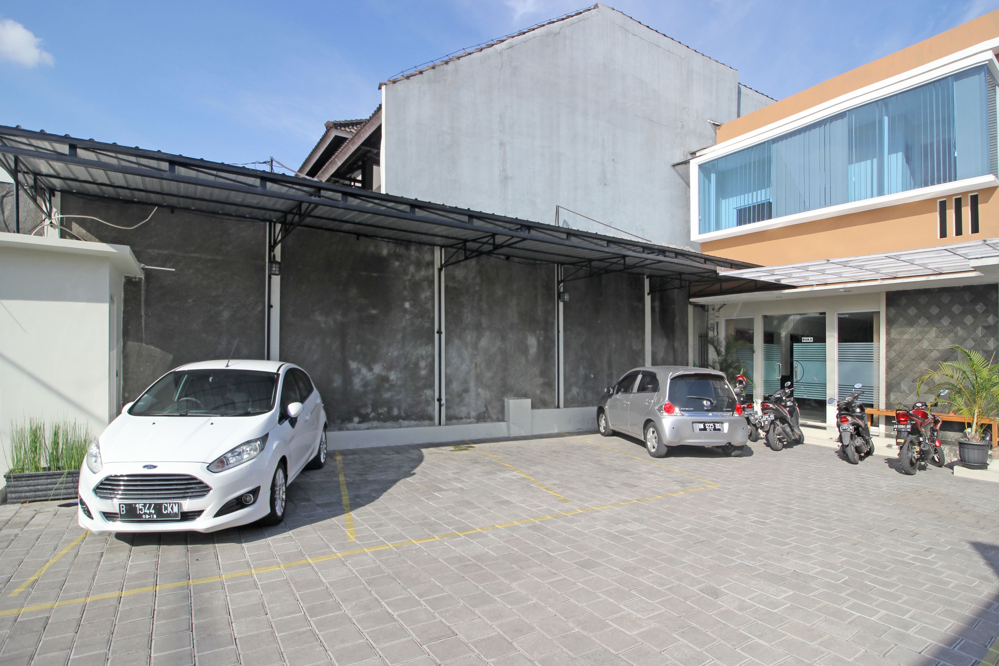 Foto - RedDoorz near AMIKOM Yogyakarta