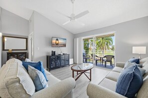 TV - St Pete Isla Vista Verde E 4-229 New Kitchen (Isla Del Sol)