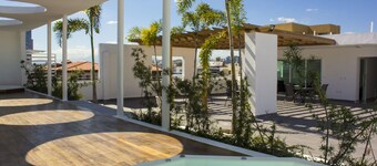 Luxus in Bella Vista mit Whirlpool auf dem Dach !!!