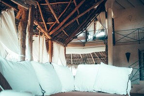 Interior - Beautiful 3 levels Villa in a private H24 security residence of 7 towers (Watamu)