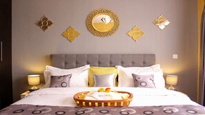 4 chambres, fer et planche à repasser, Wi-Fi, draps fournis