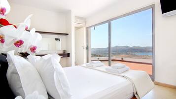 4 Schlafzimmer, Bügeleisen/Bügelbrett, WLAN, Bettwäsche