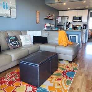 Smart TV, video games, DVD player, stereo