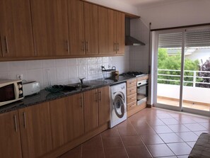 Fridge, microwave, coffee/tea maker, electric kettle