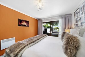 2 chambres, fer et planche à repasser, lit de bébé portatif, Wi-Fi