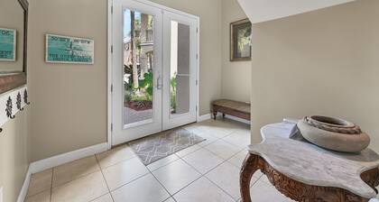 Oceanic View | FREE Golf Cart | Short Walk to Private Beach, Pickleball & More