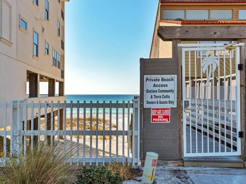 Oceanic View | Only 720FT to Private Beach — Perfect for Multi-Family Stays