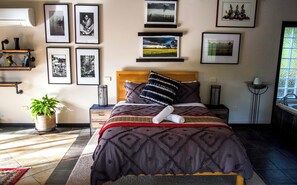 1 chambre, fer et planche Ă repasser, draps fournis
