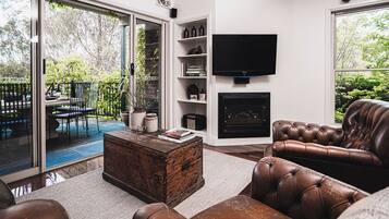TV, DVD player, stereo