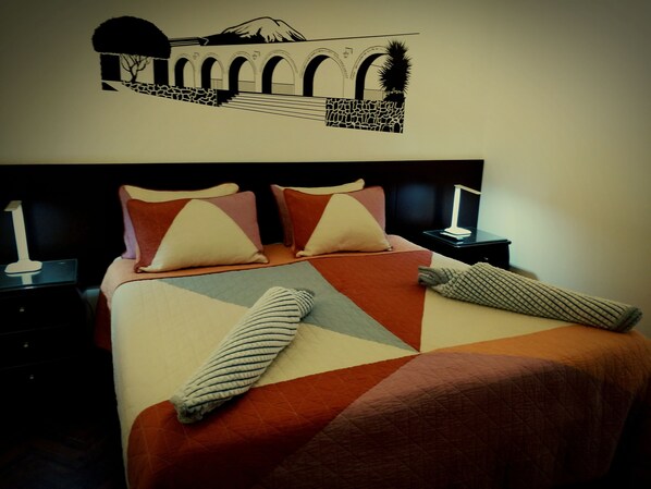 Standard Suite, 1 Queen Bed