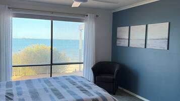 4 間睡房、可攜式嬰兒床、床單、方便輪椅出入