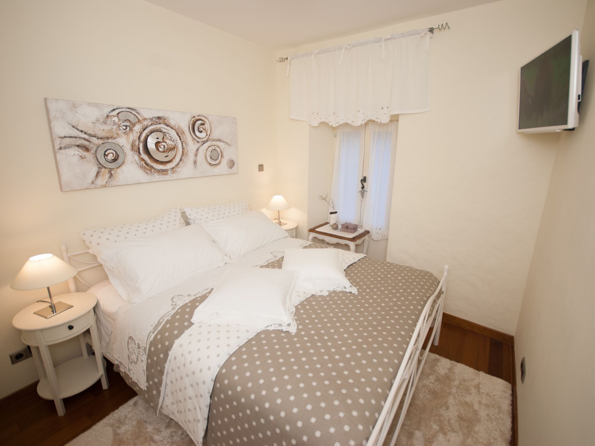 1 bedroom, in-room safe, desk, iron/ironing board