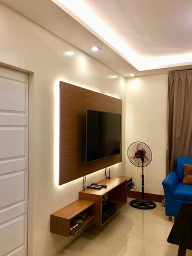 Vacation Home in Mactan and Van for Rent