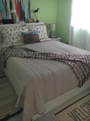 1 chambre, fer et planche à repasser, Wi-Fi gratuit, draps fournis