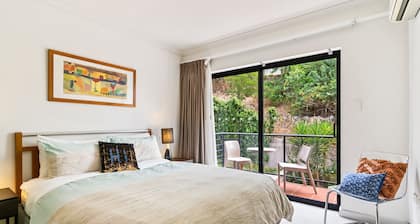 Wifi, Parkplatz, Bad, Foxtel, Selbstversorger, hauseigenes Restaurant