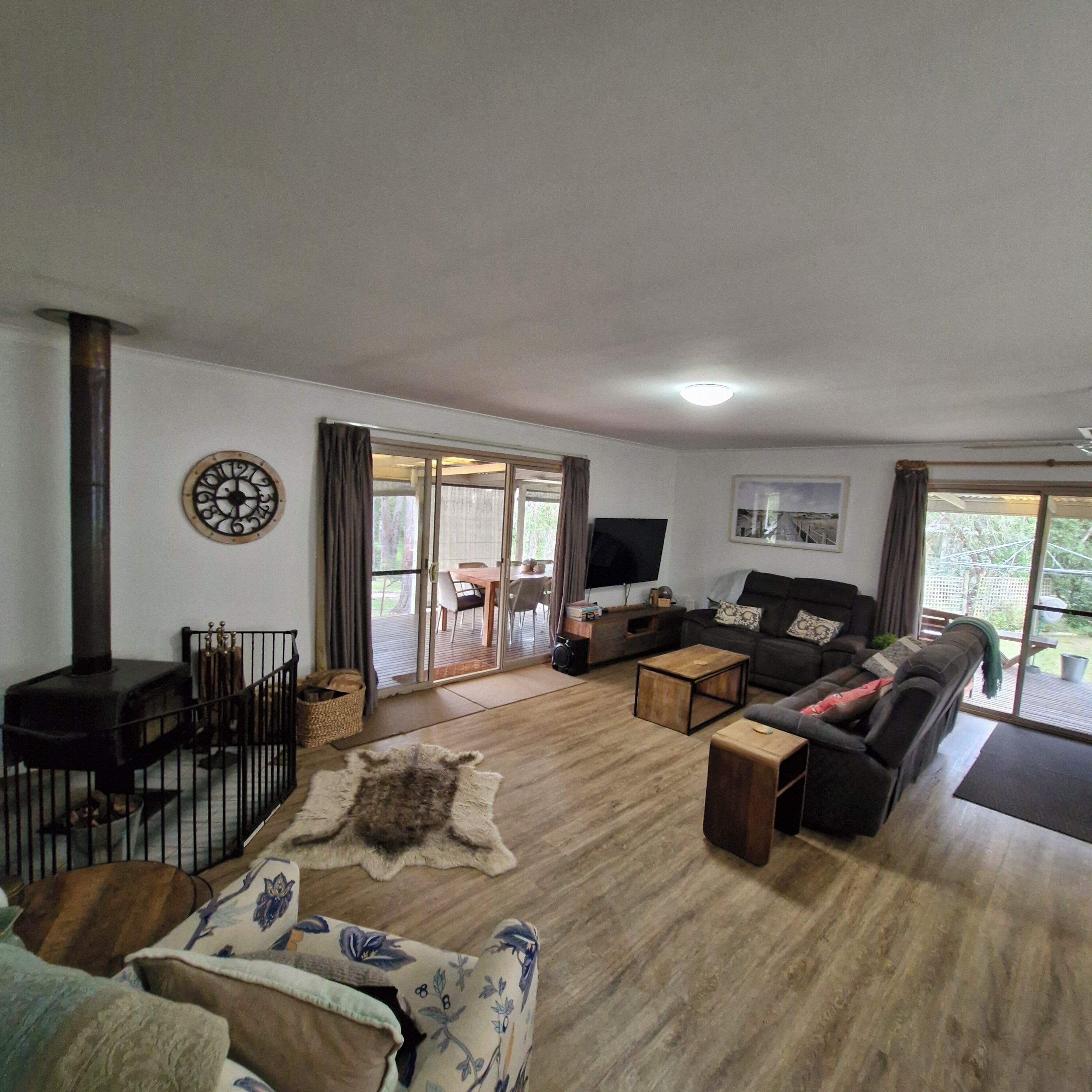 Smart TV, fireplace, video games, DVD player