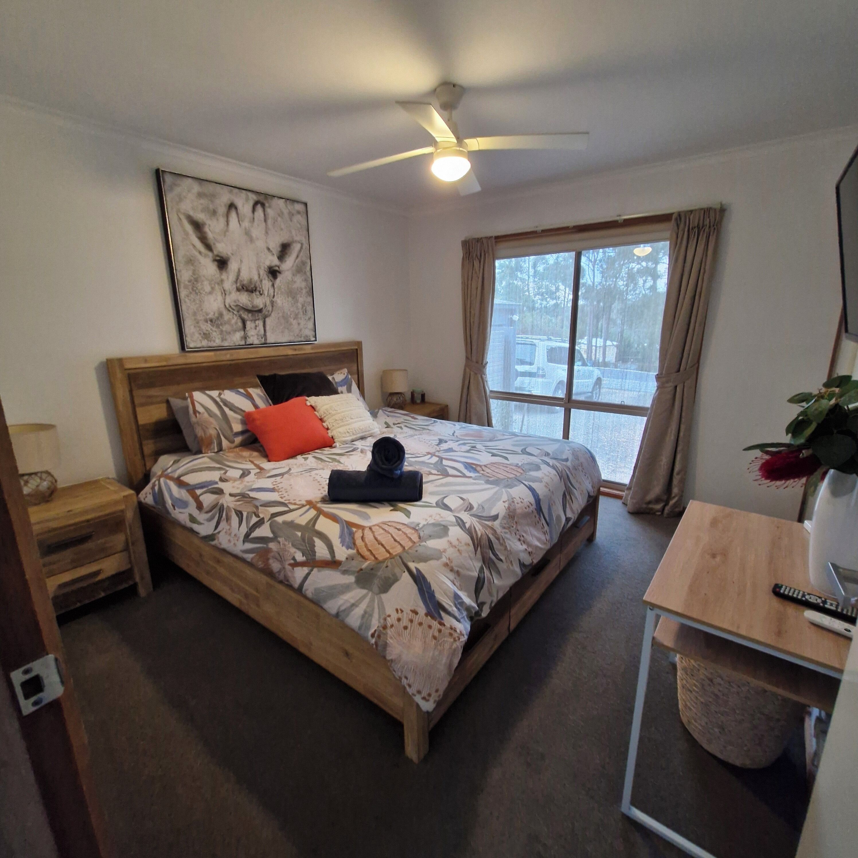 3 soveværelser, skrivebord, strygejern/strygebræt, weekendseng