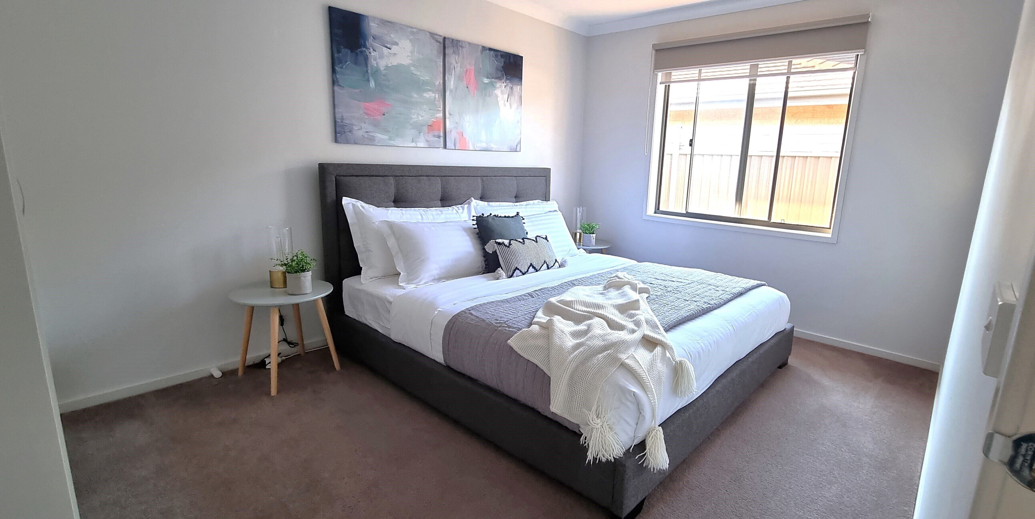4 bedrooms, iron/ironing board, bed sheets, wheelchair access