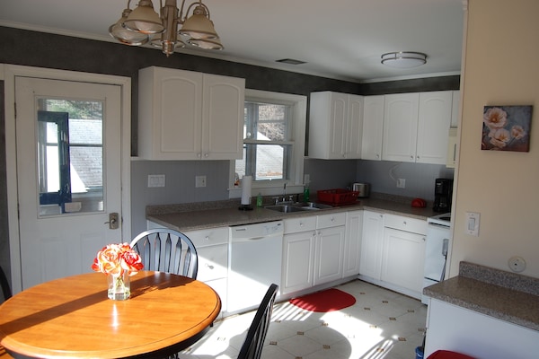 Frigorífic, microones, forn i placa de cuina