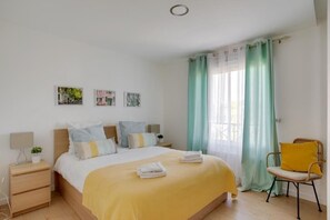Apartament Deluxe, 1 llit de matrimoni gran i sofà llit, no fumadors | Llençols de cotó egipci i roba de llit d'alta qualitat 